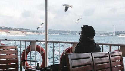 被苏亚雷斯吐口水的西雅图海湾人工作人员:我本以为他会咬我